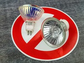 eliminazione illuminazione alogena